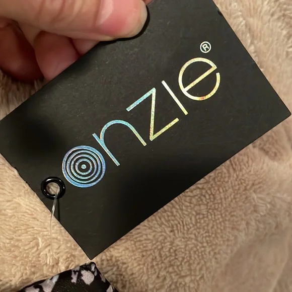 Onzie bra! - Picture 2 of 4